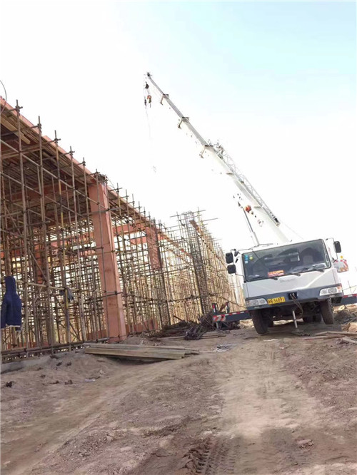 比如县吊车作业的安全注意事项有哪些？